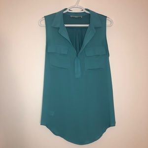 LOFT sleeveless blouse/shell—M